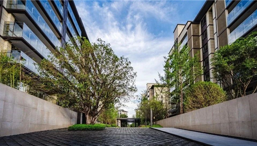 实现一座城市的湾居梦想 华夏四季一期如期交付