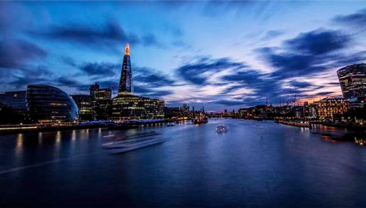 华夏四季｜住在滇海 C 位，把草海的繁华与静谧，都酿成日常